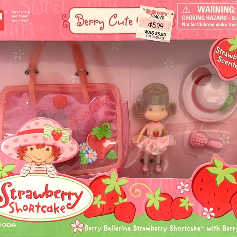 NIB! 2002 BANDAI Strawberry Shortcake Berry Cute Girl Ballerina